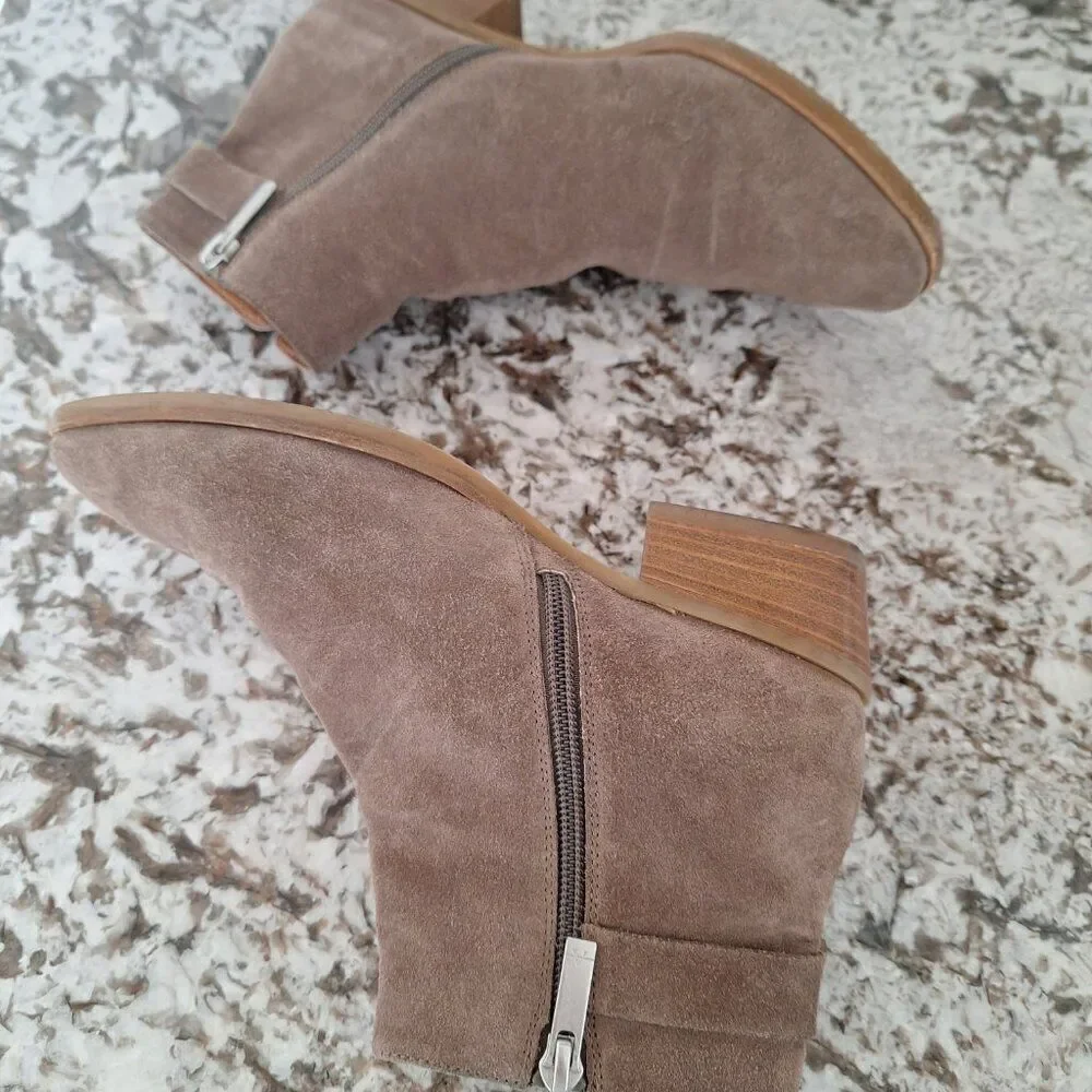 Aqutalia Suede Ankle  Booties‎ Size 6.5